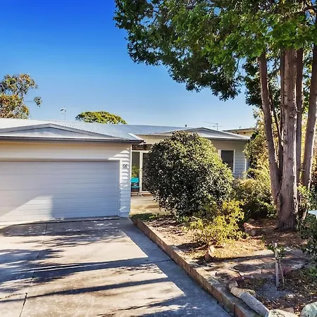 Luxury On Dutchmans Beach Nelson Bay Exterior photo